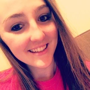 Meet your Posher, Abby